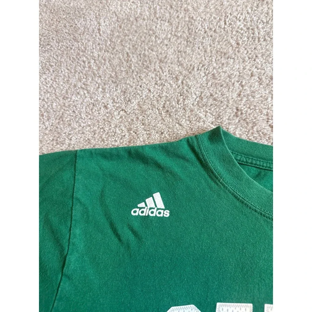 Vintage Rajon Rondo Boston Celtics Adidas Men’s Tee Size Medium